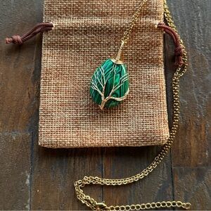 Brand New Wire-Wrapped Imitation Malachite Drop Necklace Crystal Drop Necklace